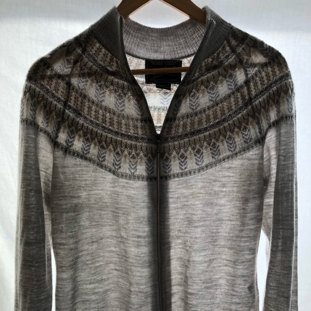 Light wool cardigan